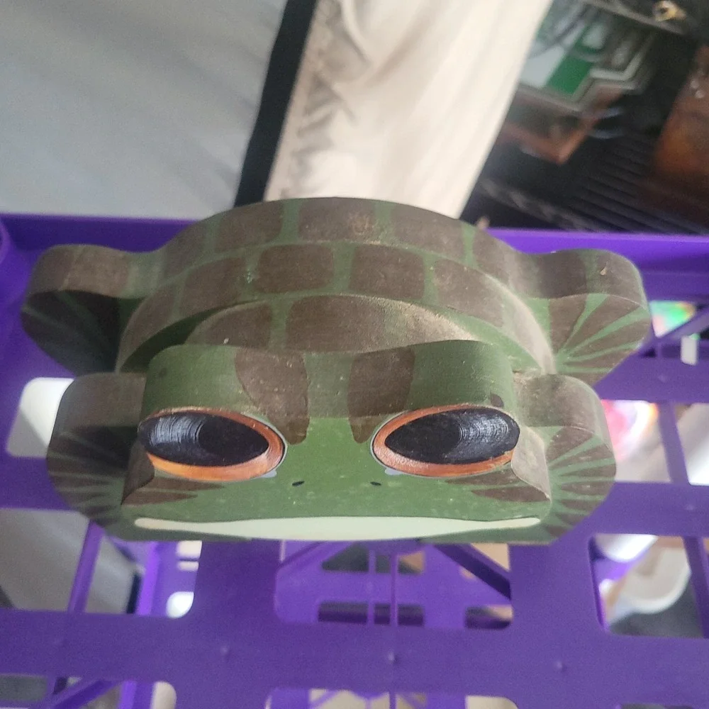 Vintage Handmade Wooden Slab Frog Decoration Collectable